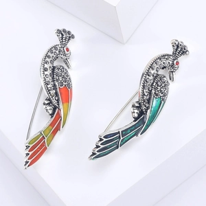 Broche Paon Vintage pour Femmes Alliage Strass Émail Corsage Animal Rétro Accessoires de Robe Élégants Bijoux Cadeau