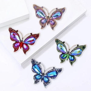 Elegante Legierung Strass Schmetterling Brosche Für Damen Vintage Insekt Geformt Anstecknadel Korsage Mode Schmuck Geschenk