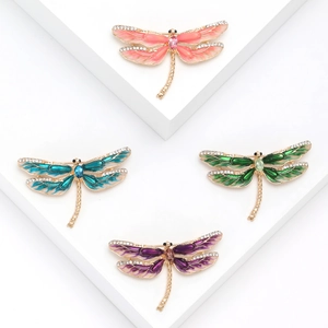 Broche Libellule en Alliage Émaillé Vintage Avec Strass Pour Femmes Bijoux de Mode Clip Foulard Accessoire de Fête Cadeau