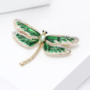 Broche libellule exquise avec ailes en émail vert et strass brillants décoratifs