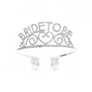 Tiara a Corona con Scritta Bride To Be in Strass Argento Elegante Lega Forma di Cuore Accessorio Capelli Matrimonio