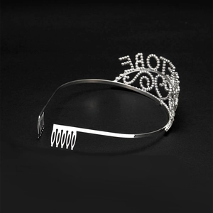 Tiara 'BRIDE TO BE' argentata con strass e pettini per festa della sposa