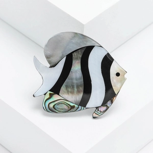 Broche Poisson Tropical en Nacre Naturelle et Coquille d'Ormeau Alliage Rayé Animal Épingle pour Femme Bijoux de Mode