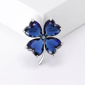 Elegant Alloy Rhinestone Four Leaf Clover Brooch For Women Fashion Heart Cut Crystal Brooch Pin Wedding Party Dress Accessories Jewelry