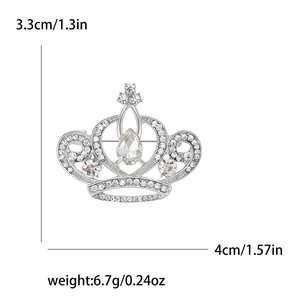 Broche couronne en cristal élégante couleur argent pour costumes et accessoires