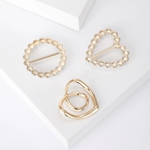 Lot de trois broches dorées avec perles et motifs cœur pour pulls et accessoires