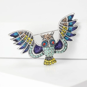 Exquisite silver owl brooch pin with multi-colored crystals for coats and suits