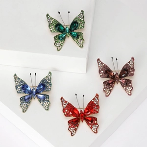 Exquisite Legierung Schmetterling Brosche Für Damen Elegante Strass Kristall Eingelegt Insekt Nadel Dekoration Für Mantel Pullover Schmuck Geschenk