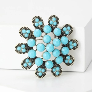 Broche tournesol vintage style turc avec perles bleues sur monture dorée antique chic