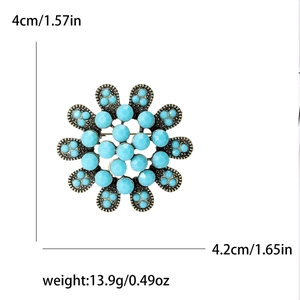 Broche fleur vintage avec perles turquoise en bronze antique, taille 4 cm x 4,2 cm