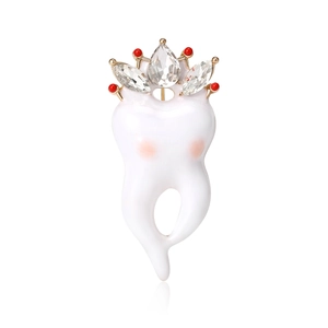 Broche créative en forme de dent avec émail blanc et strass étincelants pour vêtements
