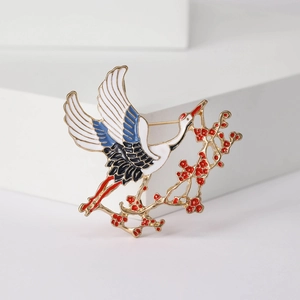 Chinese Style Crane Plum Blossom Brooch Alloy Enamel Drip Oil Pin For Women Vintage Elegant Suit Coat Jewelry Accessory