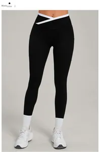Détail du legging de yoga à taille haute avec ceinture croisée en V et poches latérales