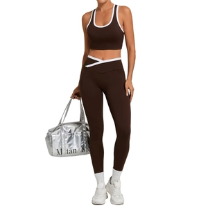 Damen Yoga-Set in Dunkelbraun mit weißem Rand Sport-BH und High-Waist-Leggings
