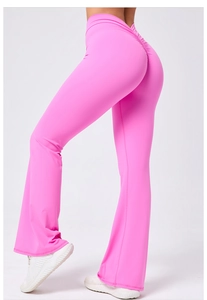 Detailansicht der rosa High-Waist-Schlaghose mit Scrunch-Butt-Lifting-Effekt