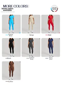 Collage de combinaisons de yoga ajustées montrant plusieurs couleurs et tissu extensible