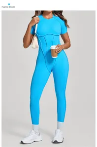 Vue détaillée de face du body une pièce bleu flamme extensible pour le yoga et le sport