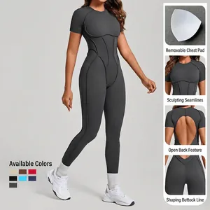 Combinaison de yoga moulante dos nu à manches courtes avec coutures galbantes chic
