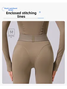Détails de la taille haute élastique et des coutures incurvées sur la tenue de yoga
