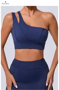 Détail du soutien-gorge de sport bleu marine à une épaule avec découpe et tissu élastique