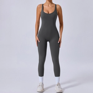 Combinaison de yoga gris anthracite moulante avec dos croisé et bretelles ajustables