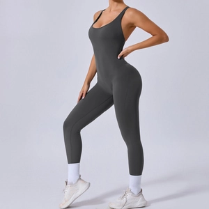 Combinaison de yoga gris foncé à dos croisé avec bretelles réglables et moulante