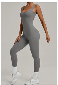 Detail of high-stretch fabric and seamless stitching on the grey backless yoga jumpsuit