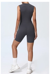 Vue arrière du body de sport sans manches gris foncé avec coutures sculptantes au dos