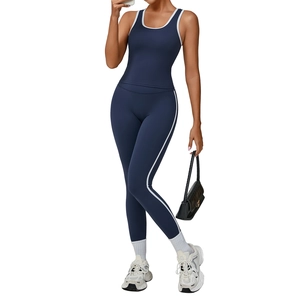 Ensemble de yoga bleu marine avec liserés blancs et legging de sport à taille haute