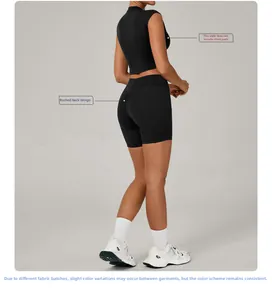 Detail of high-waist black gym shorts with ruched back seam for a lifting effect