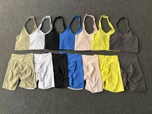 Ensemble de yoga pour femmes en sept couleurs avec short froncé à taille haute élastique