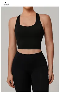 Vorderansicht des schwarzen, rückenfreien Yoga-Tanks und der High-Waist-Leggings