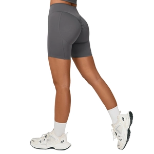 Short de yoga gris foncé à taille haute avec effet push-up et tissu respirant extensible
