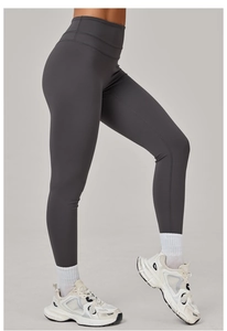 Vue latérale du legging de yoga gris anthracite à taille haute pour le contrôle du ventre