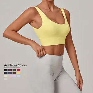 Ensemble fitness femme avec brassière de sport jaune citron et legging de yoga