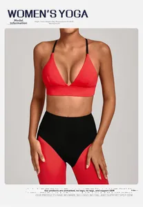 Detail eines Yoga-Sport-BHs mit verstellbaren Trägern und rot-schwarzem Kontrastdesign