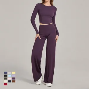 Ensemble de yoga violet foncé pour femme avec haut court à manches longues et pantalon large
