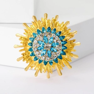 Vintage Elegant Alloy Sunflower Brooch Pin With Blue Rhinestone For Women Wedding Banquet Jewelry Accessories Gold Color
