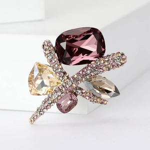 Broche luxueuse en cristal K9 avec pierres multicolores et micro-diamants pavés étincelants