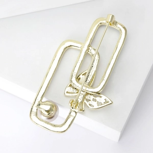 Elegant gold butterfly pearl brooch with geometric frames for suits and dresses