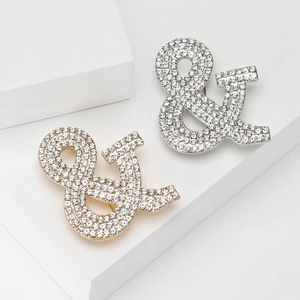 Spilla Spilla Simbolo e Alfabeto in Lega di Strass alla Moda per Donna Accessori per Giacca in Oro Argento Placcato Gioielli