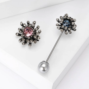 Vintage Alloy Flower Brooch With Rhinestones And Faux Artificial Pearl Fashion Small Design Clothing Accessory Jewelry Pin For Women