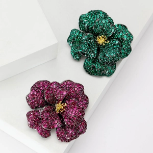 Luxury Alloy Camellia Brooch For Women Fashion Elegant Flower Rhinestone Pin For Suit Dress Accessories Jewelry Gift