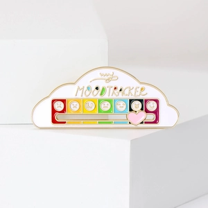 Broche interactive nuage émaillé avec cœur rose coulissant et bordure dorée