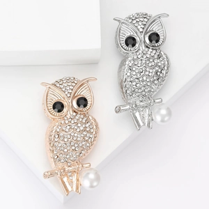 Luxueuse Broche Hibou en Alliage avec Strass pour Femme Plaquée Or Argent avec Fausse Künstliche Perle Bijoux de Mode Cadeau