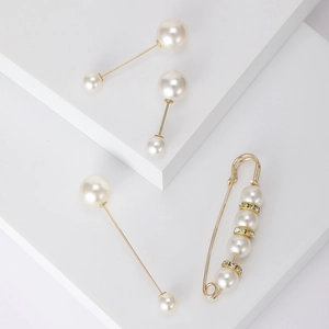 Eleganter Gold-Perlen-Brosche und Nadel-Set mit funkelnden Strasssteinen für Damen