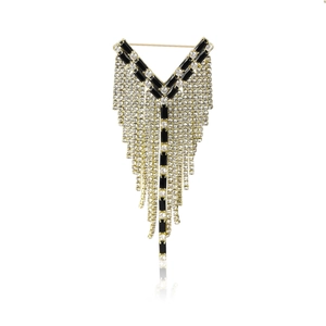 Elegante spilla a V dorata con strass neri e lunghe catenelle di frange sottili