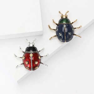 Broche Vintage Coccinelle Émail Strass Insecte Animal Bijou de Poitrine pour Femmes Hommes Accessoire de Costume Cadeau