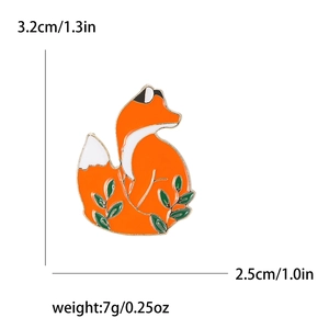 Spilla a volpe in smalto carina per donna con foglia, misura 3,2cm x 2,5cm