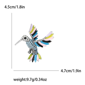 Guide des dimensions de la broche colibri avec strass indiquant la taille et le poids